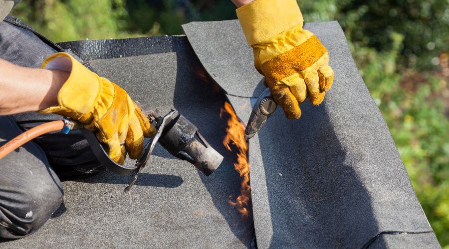 Professional flood damage restoration services in Mazon, IL